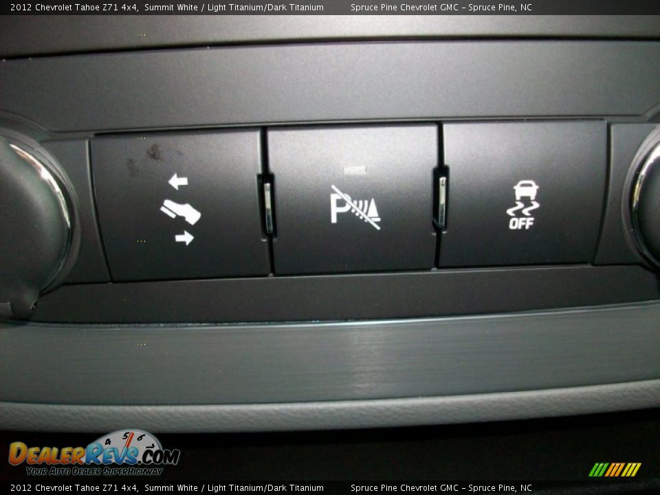 Controls of 2012 Chevrolet Tahoe Z71 4x4 Photo #23