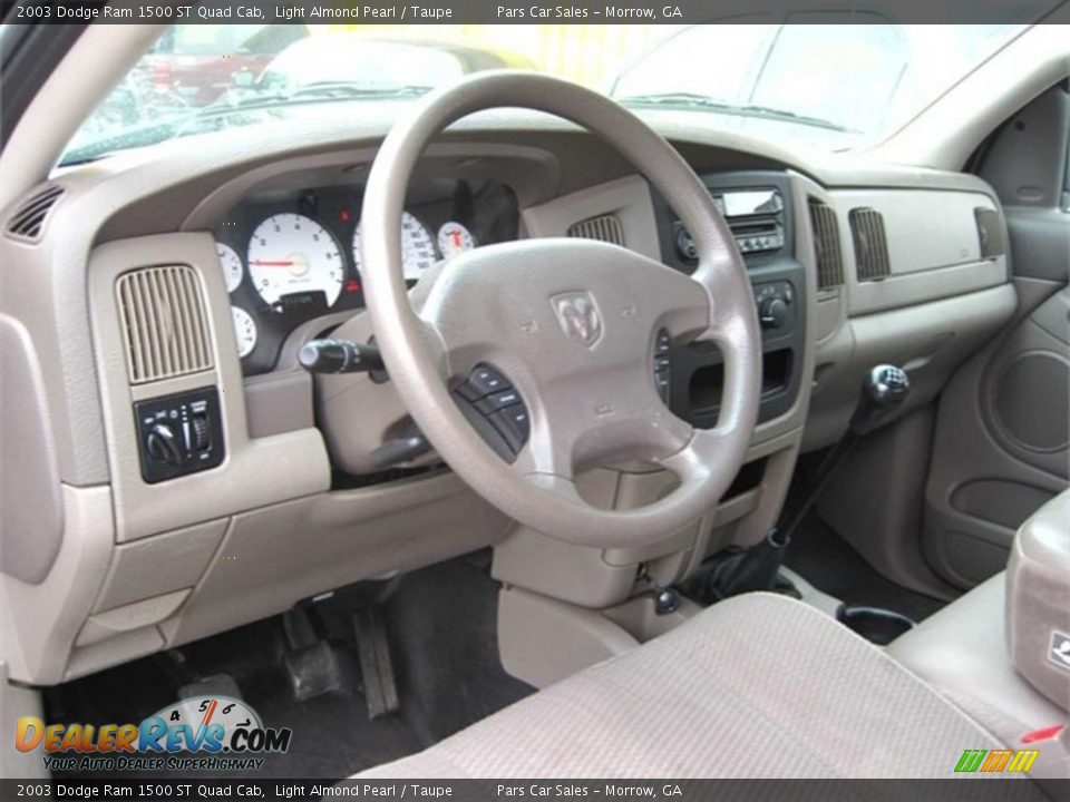 Dashboard of 2003 Dodge Ram 1500 ST Quad Cab Photo #3