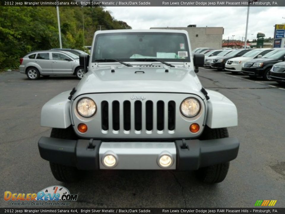 2012 Jeep Wrangler Unlimited Sahara 4x4 Bright Silver Metallic / Black/Dark Saddle Photo #8