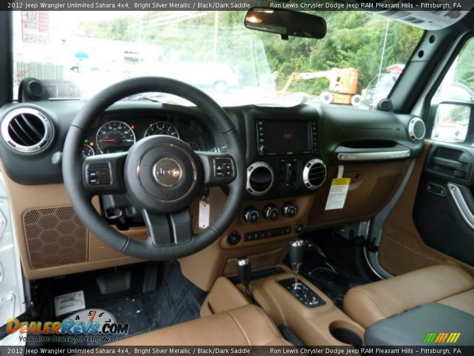 Black/Dark Saddle Interior - 2012 Jeep Wrangler Unlimited Sahara 4x4 Photo #20