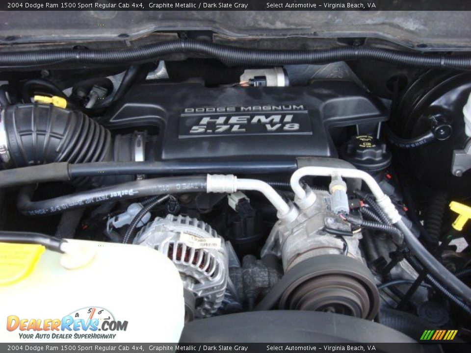 2004 Dodge Ram 1500 Sport Regular Cab 4x4 Graphite Metallic / Dark Slate Gray Photo #18