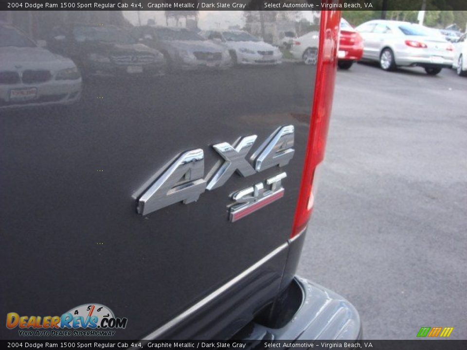 2004 Dodge Ram 1500 Sport Regular Cab 4x4 Graphite Metallic / Dark Slate Gray Photo #21