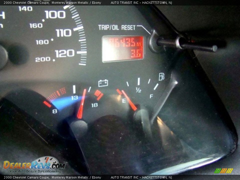 2000 Chevrolet Camaro Coupe Monterey Maroon Metallic / Ebony Photo #18