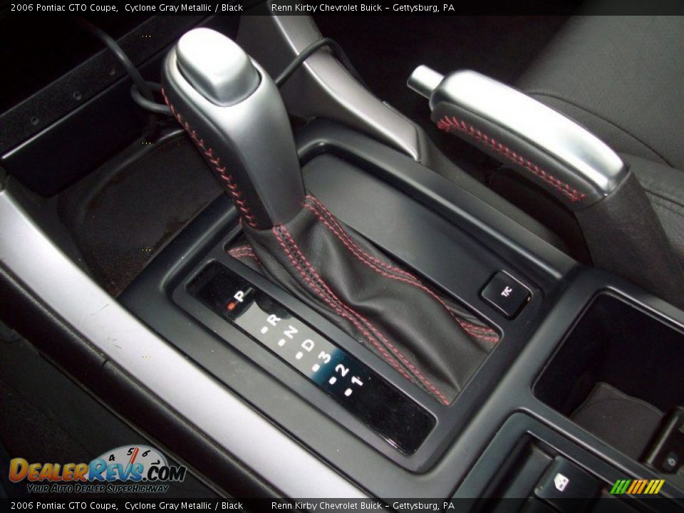 2006 Pontiac GTO Coupe Shifter Photo #24