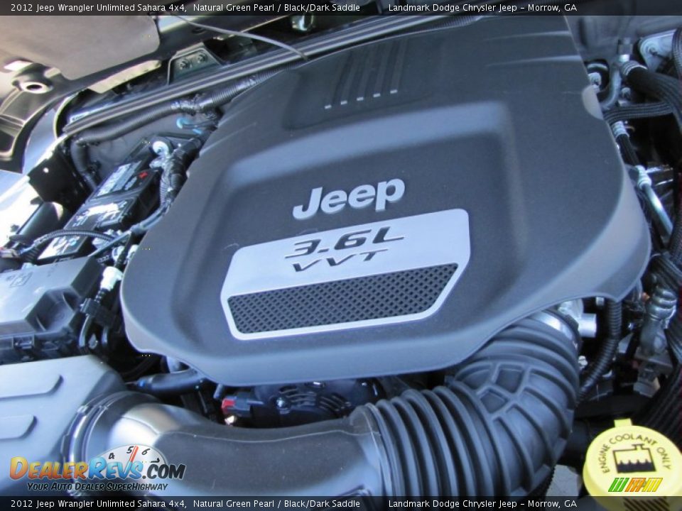 2012 Jeep Wrangler Unlimited Sahara 4x4 Natural Green Pearl / Black/Dark Saddle Photo #12