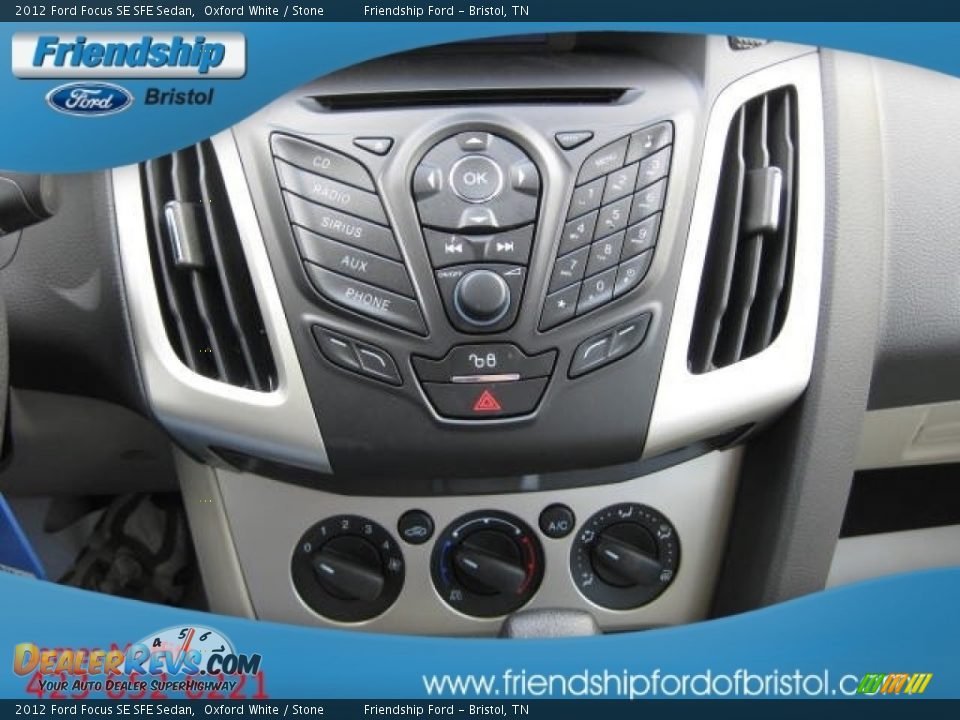 2012 Ford Focus SE SFE Sedan Oxford White / Stone Photo #17