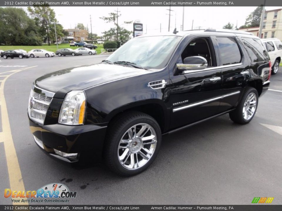 Front 3/4 View of 2012 Cadillac Escalade Platinum AWD Photo #2