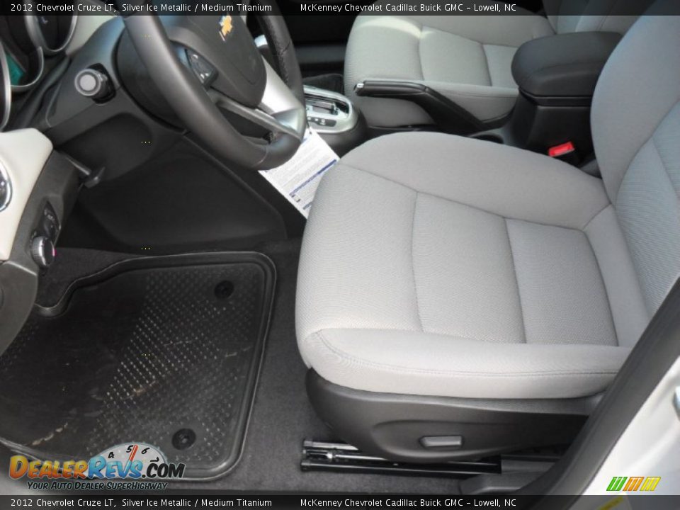 2012 Chevrolet Cruze LT Silver Ice Metallic / Medium Titanium Photo #7