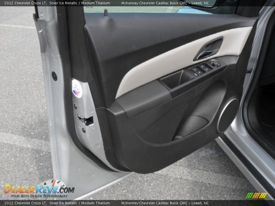 2012 Chevrolet Cruze LT Silver Ice Metallic / Medium Titanium Photo #8