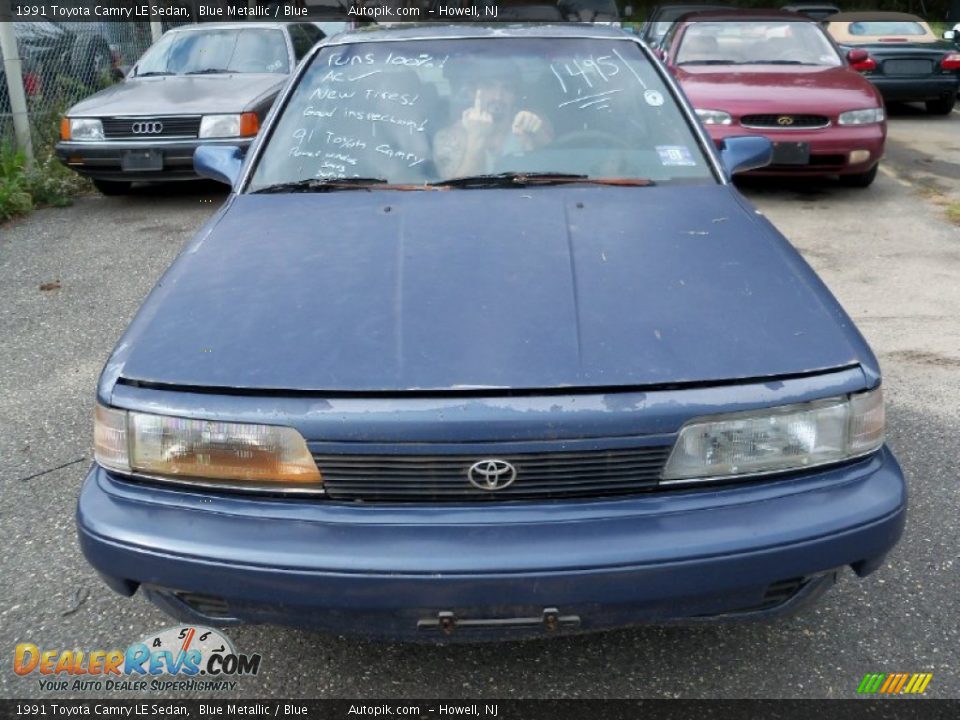 1991 Toyota Camry LE Sedan Blue Metallic / Blue Photo #1
