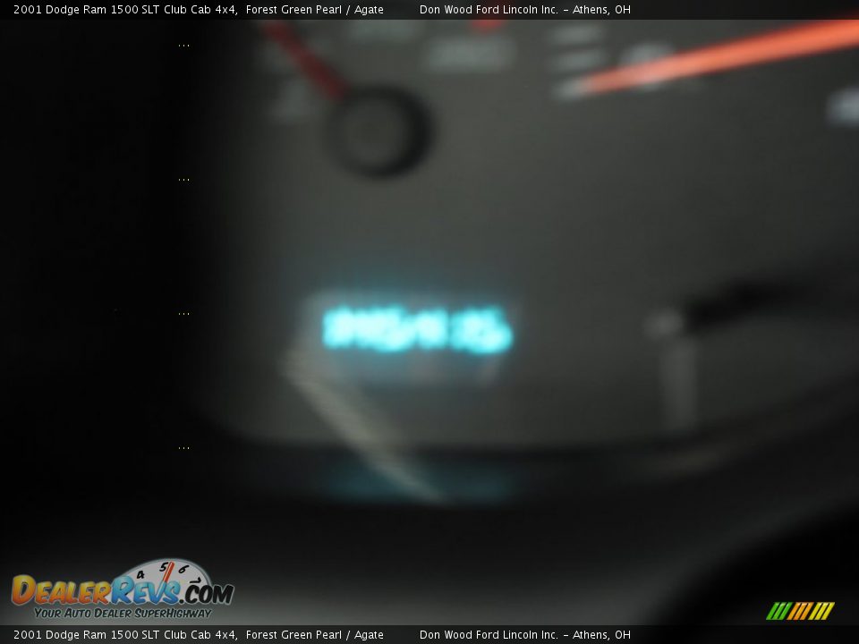 2001 Dodge Ram 1500 SLT Club Cab 4x4 Forest Green Pearl / Agate Photo #10