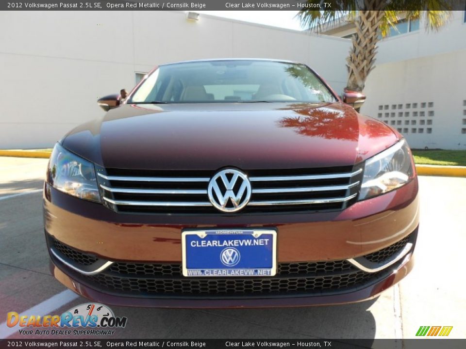 2012 Volkswagen Passat 2.5L SE Opera Red Metallic / Cornsilk Beige Photo #2