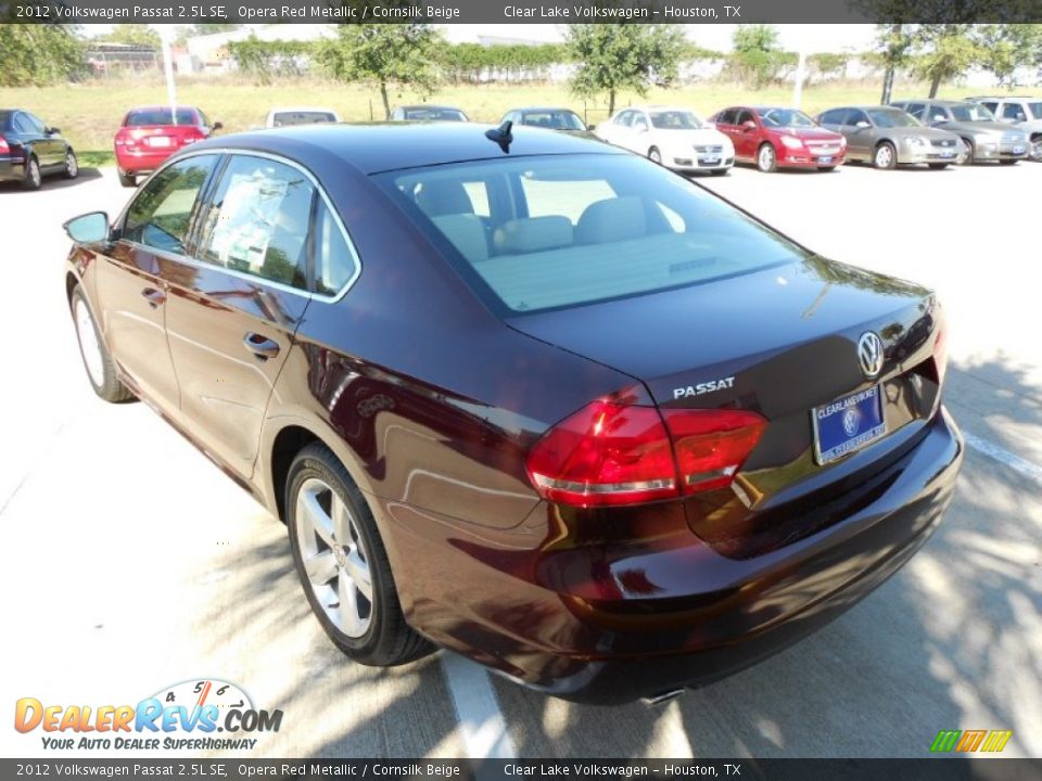 2012 Volkswagen Passat 2.5L SE Opera Red Metallic / Cornsilk Beige Photo #5