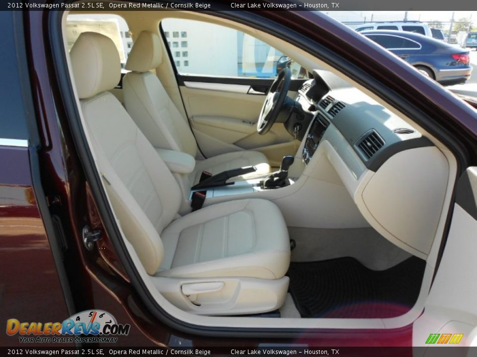 Cornsilk Beige Interior - 2012 Volkswagen Passat 2.5L SE Photo #13