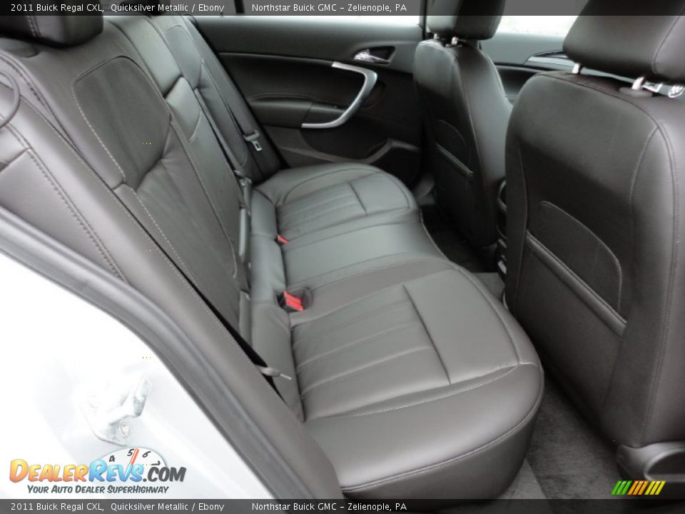 2011 Buick Regal CXL Quicksilver Metallic / Ebony Photo #15