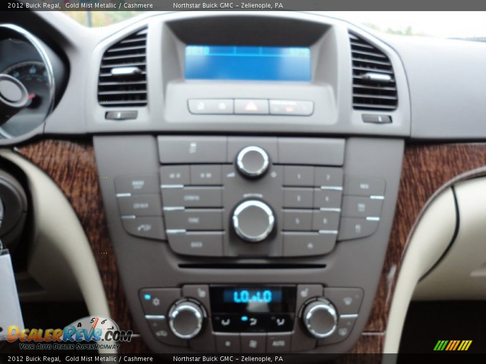 2012 Buick Regal Gold Mist Metallic / Cashmere Photo #18