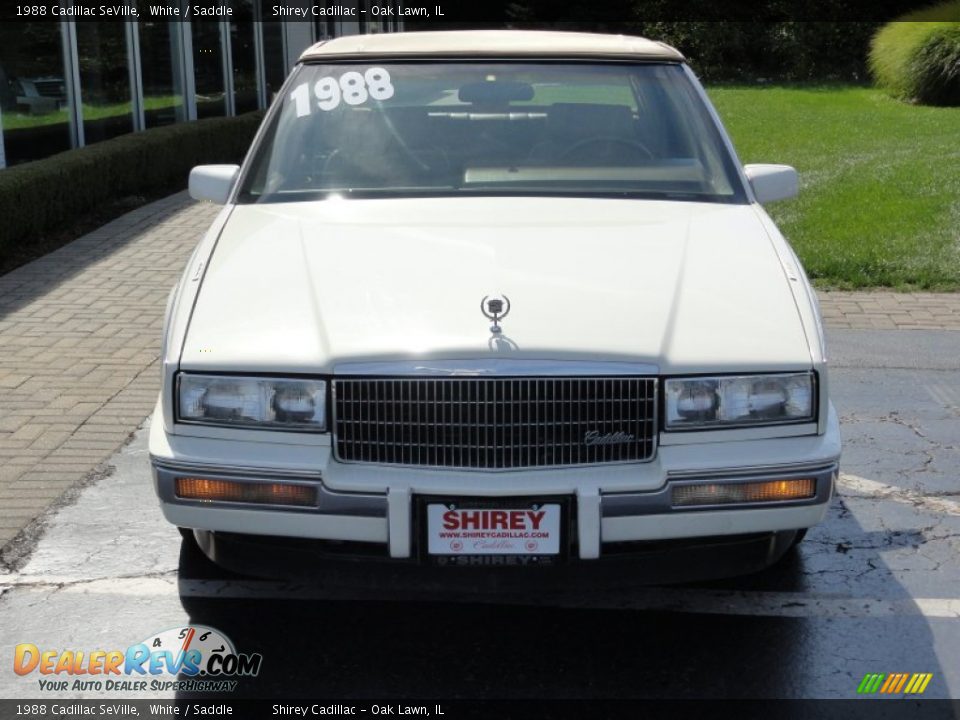 1988 Cadillac SeVille White / Saddle Photo #2