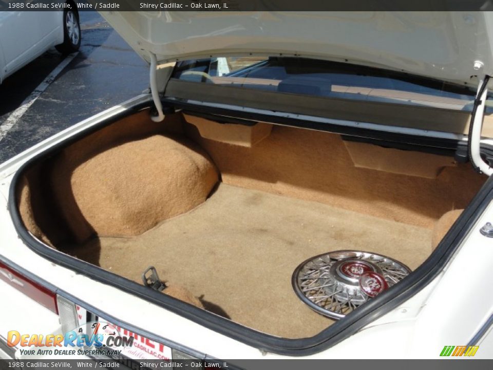 1988 Cadillac SeVille  Trunk Photo #19