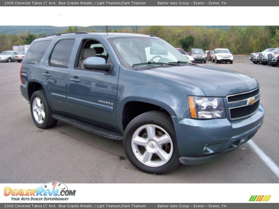 Front 3/4 View of 2008 Chevrolet Tahoe LT 4x4 Photo #3