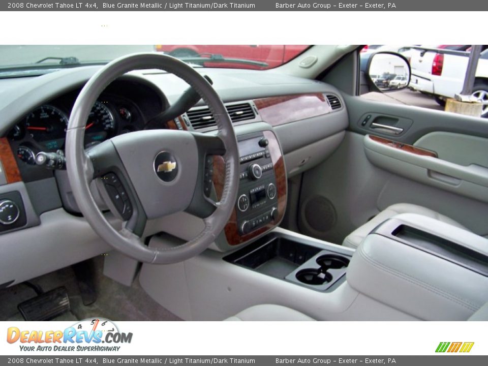 Dashboard of 2008 Chevrolet Tahoe LT 4x4 Photo #13