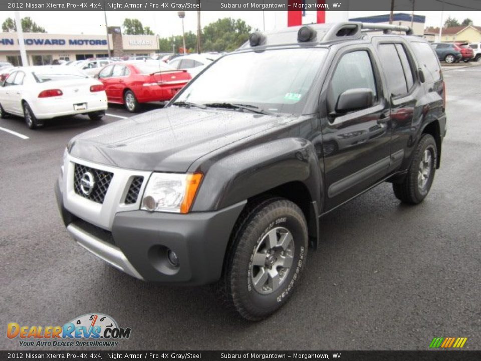 Front 3/4 View of 2012 Nissan Xterra Pro-4X 4x4 Photo #3