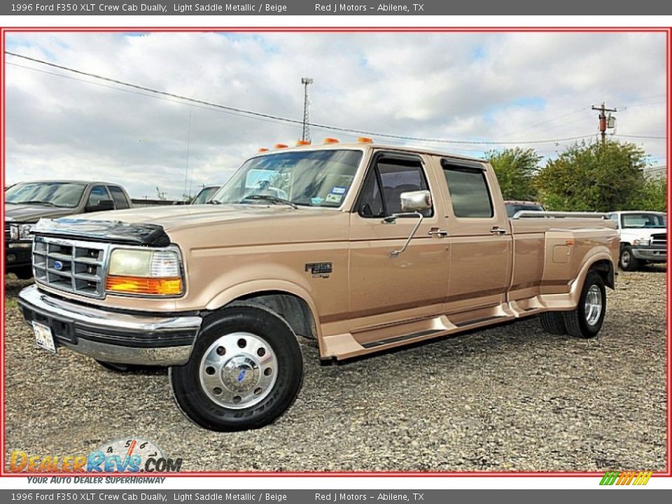 Front 3/4 View of 1996 Ford F350 XLT Crew Cab Dually Photo #1