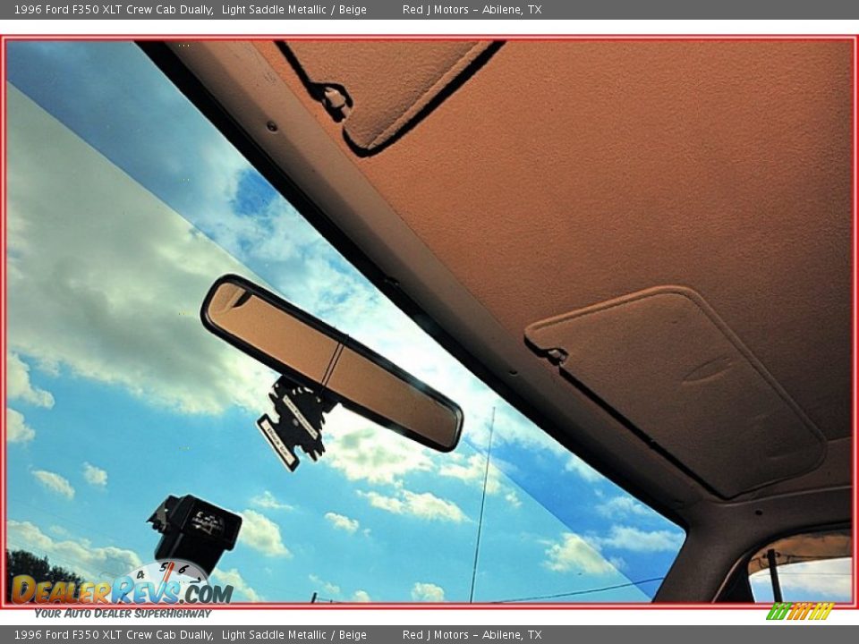 1996 Ford F350 XLT Crew Cab Dually Light Saddle Metallic / Beige Photo #31