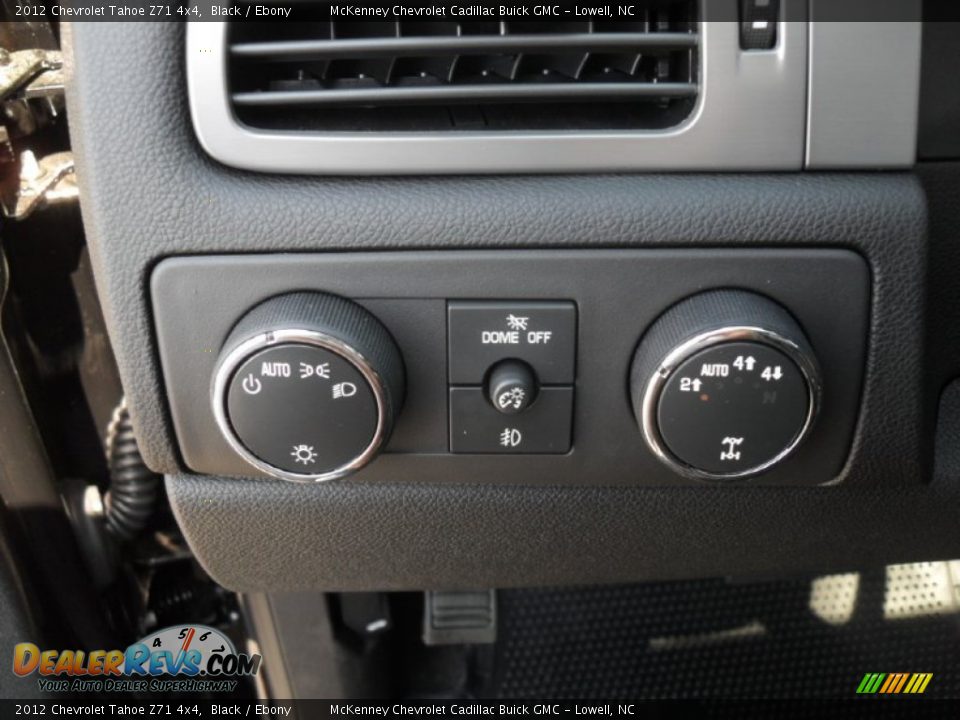 Controls of 2012 Chevrolet Tahoe Z71 4x4 Photo #10