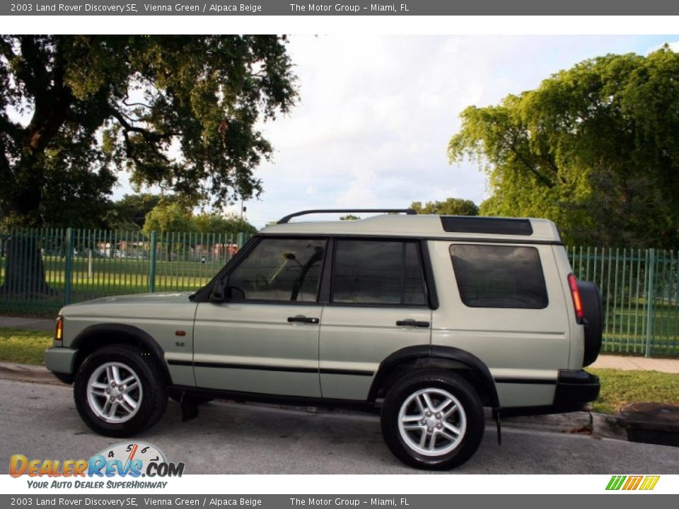 2003 Land Rover Discovery SE Vienna Green / Alpaca Beige Photo #4