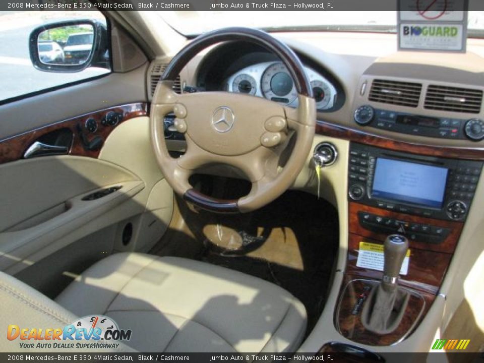2008 Mercedes-Benz E 350 4Matic Sedan Black / Cashmere Photo #12
