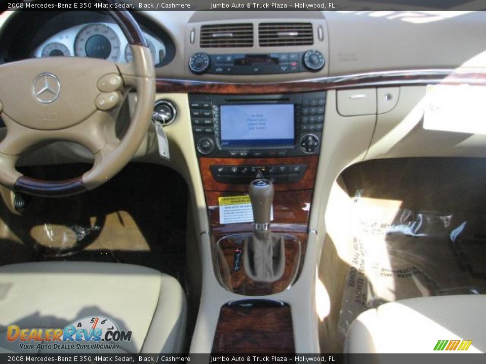 2008 Mercedes-Benz E 350 4Matic Sedan Black / Cashmere Photo #14