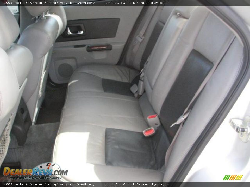 2003 Cadillac CTS Sedan Sterling Silver / Light Gray/Ebony Photo #15