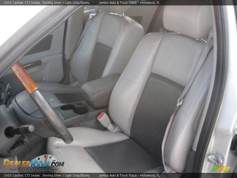 2003 Cadillac CTS Sedan Sterling Silver / Light Gray/Ebony Photo #18