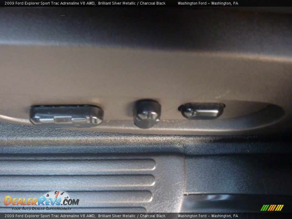 2009 Ford Explorer Sport Trac Adrenaline V8 AWD Brilliant Silver Metallic / Charcoal Black Photo #15