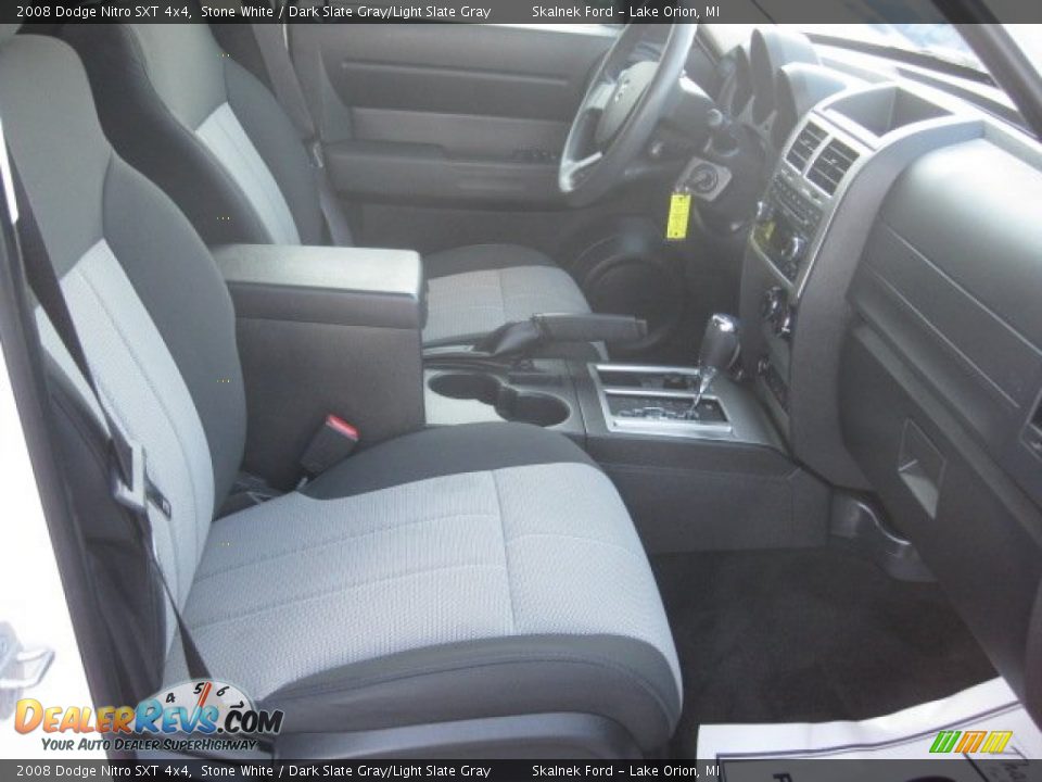 2008 Dodge Nitro SXT 4x4 Stone White / Dark Slate Gray/Light Slate Gray Photo #2