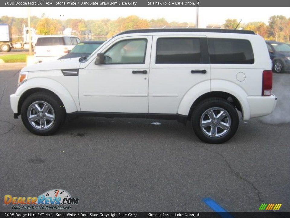 2008 Dodge Nitro SXT 4x4 Stone White / Dark Slate Gray/Light Slate Gray Photo #9