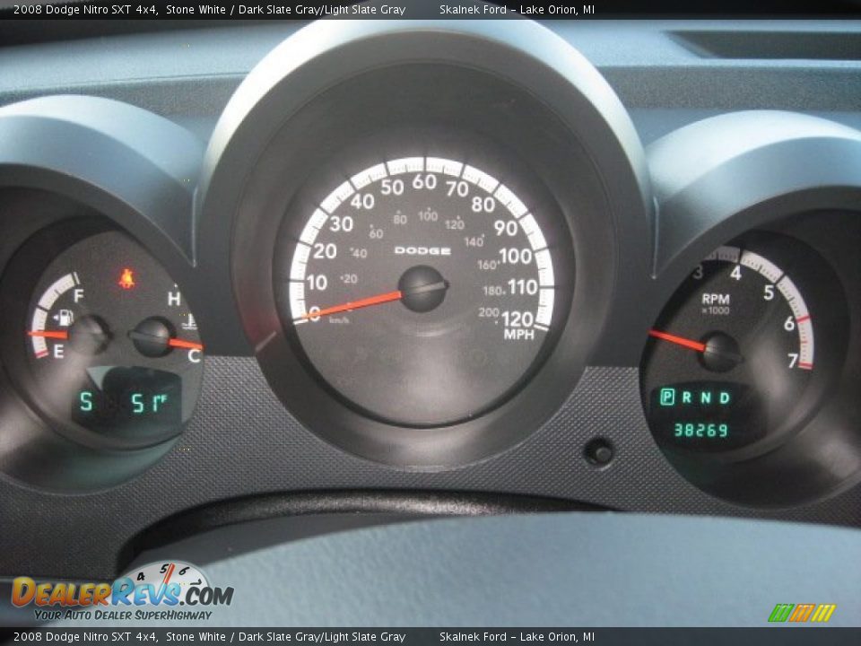 2008 Dodge Nitro SXT 4x4 Stone White / Dark Slate Gray/Light Slate Gray Photo #24
