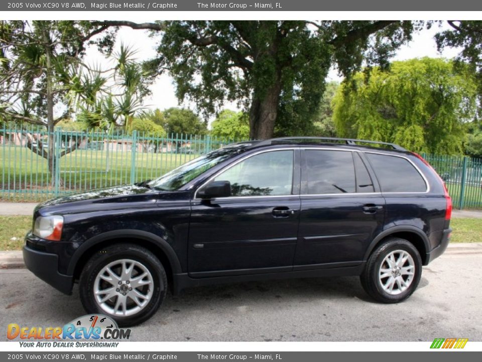 2005 Volvo XC90 V8 AWD Magic Blue Metallic / Graphite Photo #2