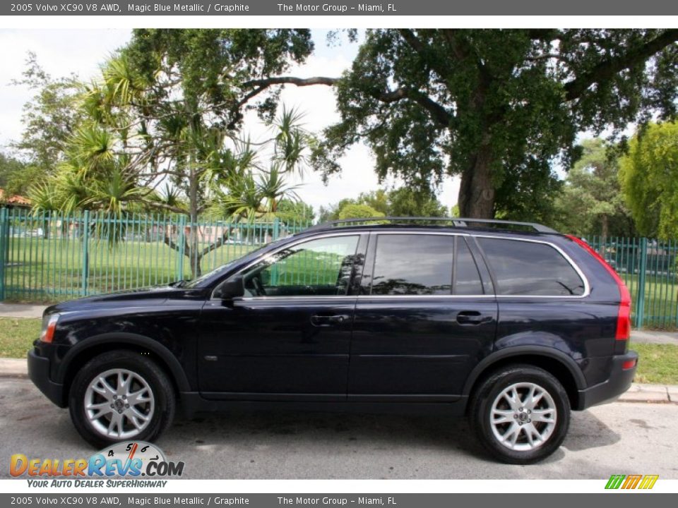 2005 Volvo XC90 V8 AWD Magic Blue Metallic / Graphite Photo #3