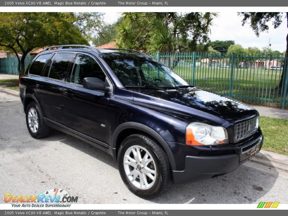 2005 Volvo XC90 V8 AWD Magic Blue Metallic / Graphite Photo #13