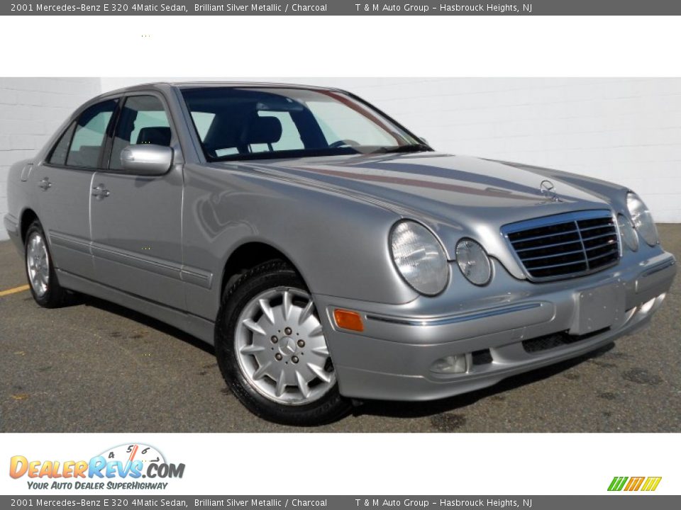 Front 3/4 View of 2001 Mercedes-Benz E 320 4Matic Sedan Photo #2