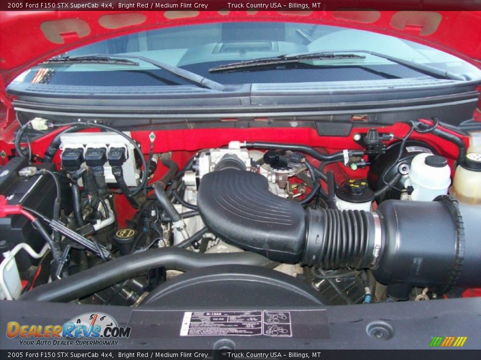 2005 Ford F150 STX SuperCab 4x4 Bright Red / Medium Flint Grey Photo #14