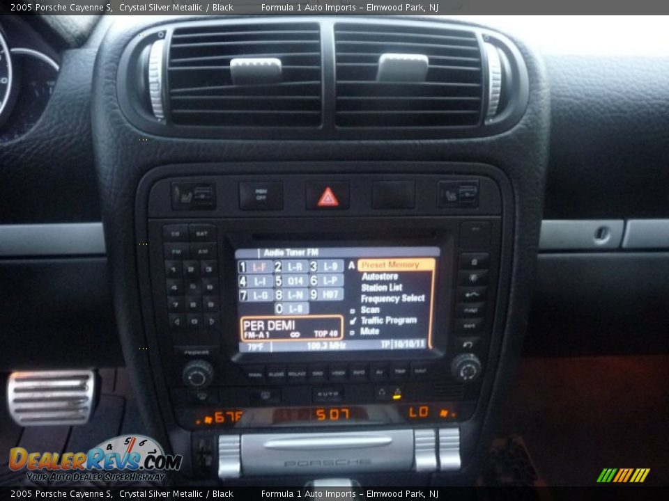 2005 Porsche Cayenne S Crystal Silver Metallic / Black Photo #16