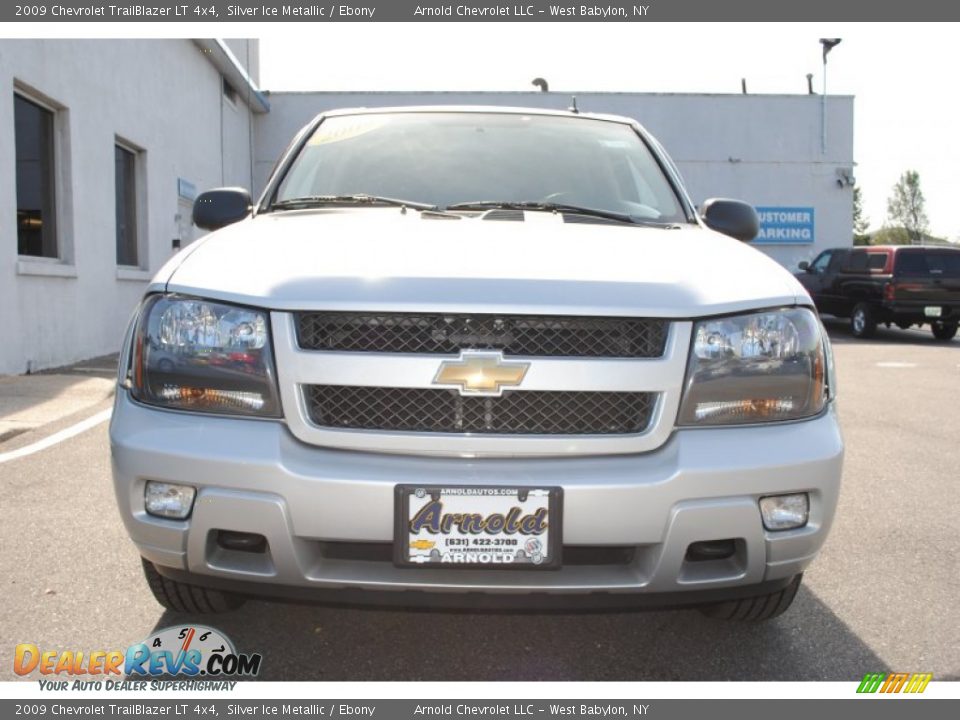 2009 Chevrolet TrailBlazer LT 4x4 Silver Ice Metallic / Ebony Photo #2