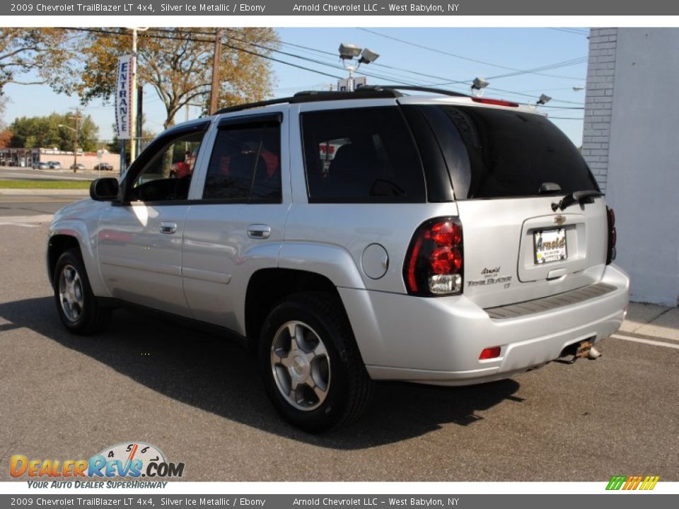 2009 Chevrolet TrailBlazer LT 4x4 Silver Ice Metallic / Ebony Photo #4