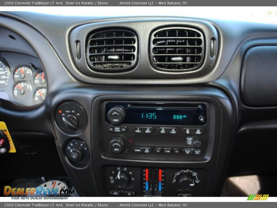 2009 Chevrolet TrailBlazer LT 4x4 Silver Ice Metallic / Ebony Photo #13