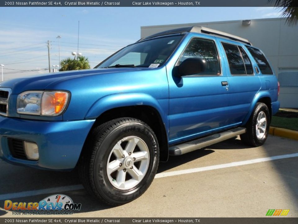 2003 Nissan Pathfinder SE 4x4 Crystal Blue Metallic / Charcoal Photo #3