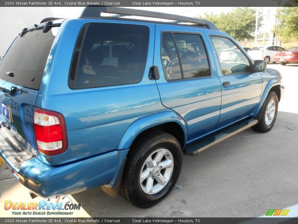 2003 Nissan Pathfinder SE 4x4 Crystal Blue Metallic / Charcoal Photo #7
