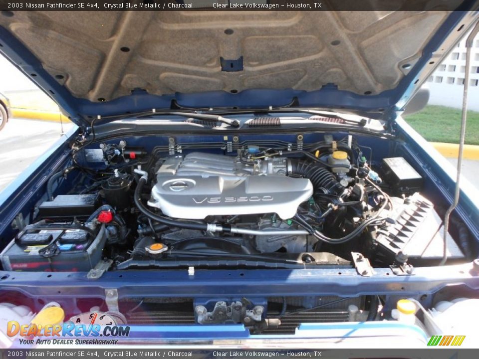 2003 Nissan Pathfinder SE 4x4 Crystal Blue Metallic / Charcoal Photo #9