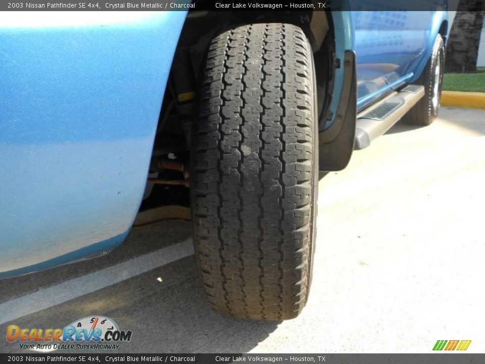 2003 Nissan Pathfinder SE 4x4 Crystal Blue Metallic / Charcoal Photo #11
